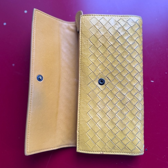 Bottega Veneta Yellow Intrecciato Woven Leather Long Wallet Hand Painted Upcycle - Picture 4 of 16